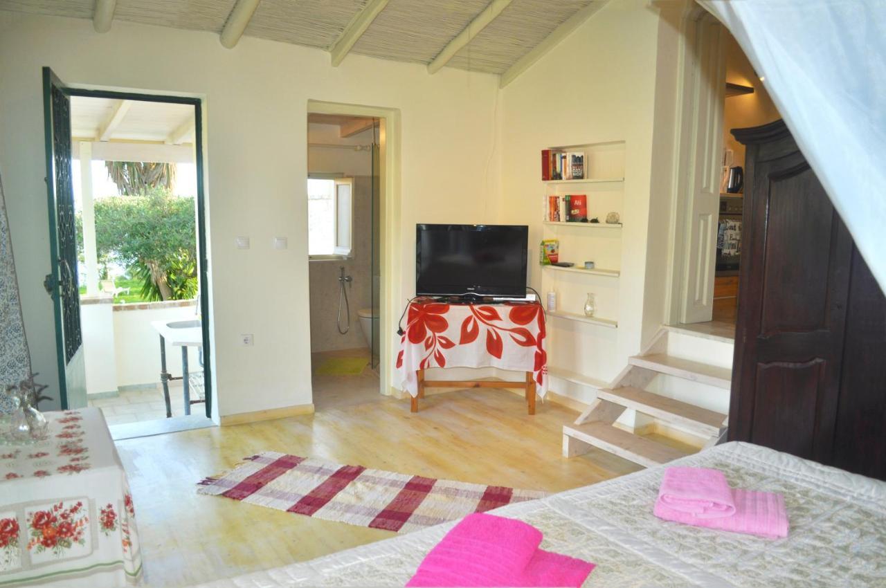 Lemoni Apartments Pelekas Bagian luar foto
