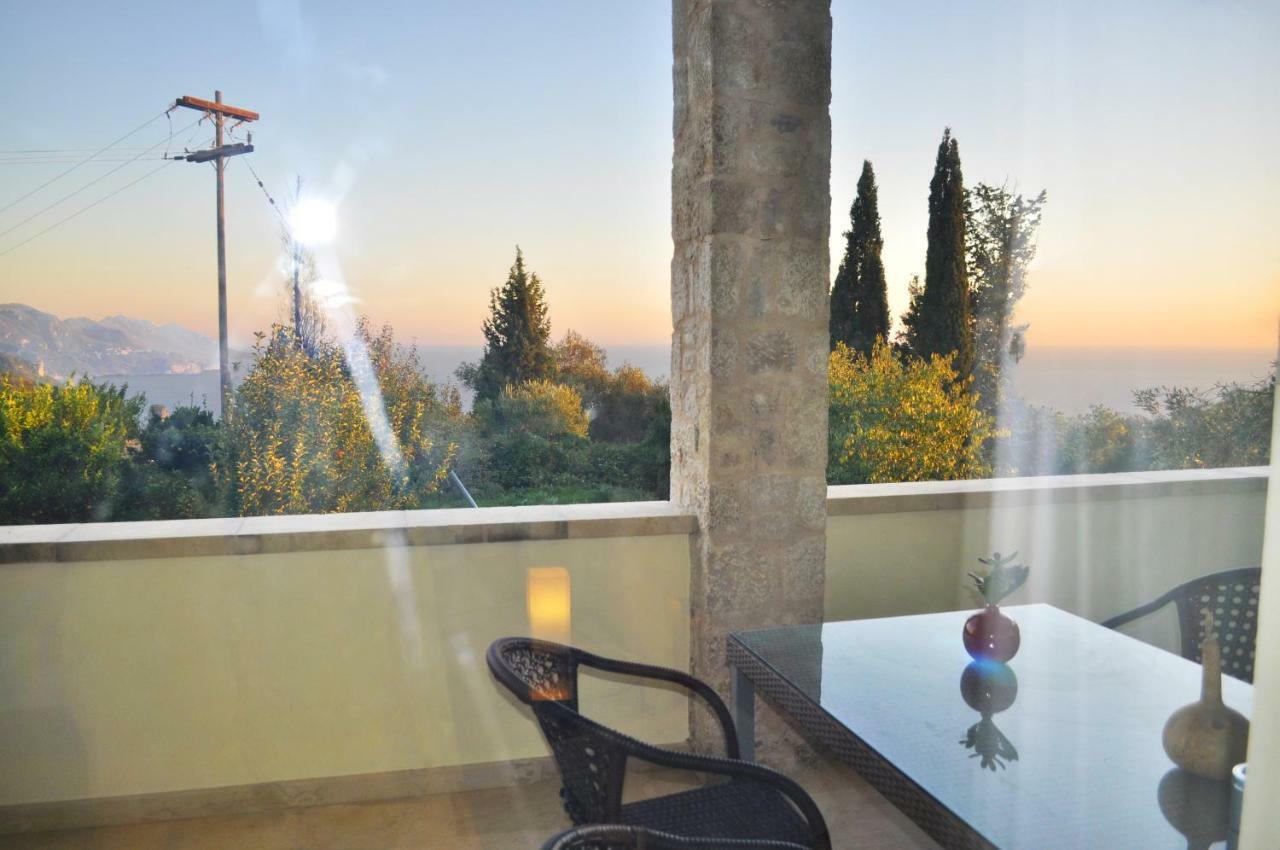 Lemoni Apartments Pelekas Bagian luar foto